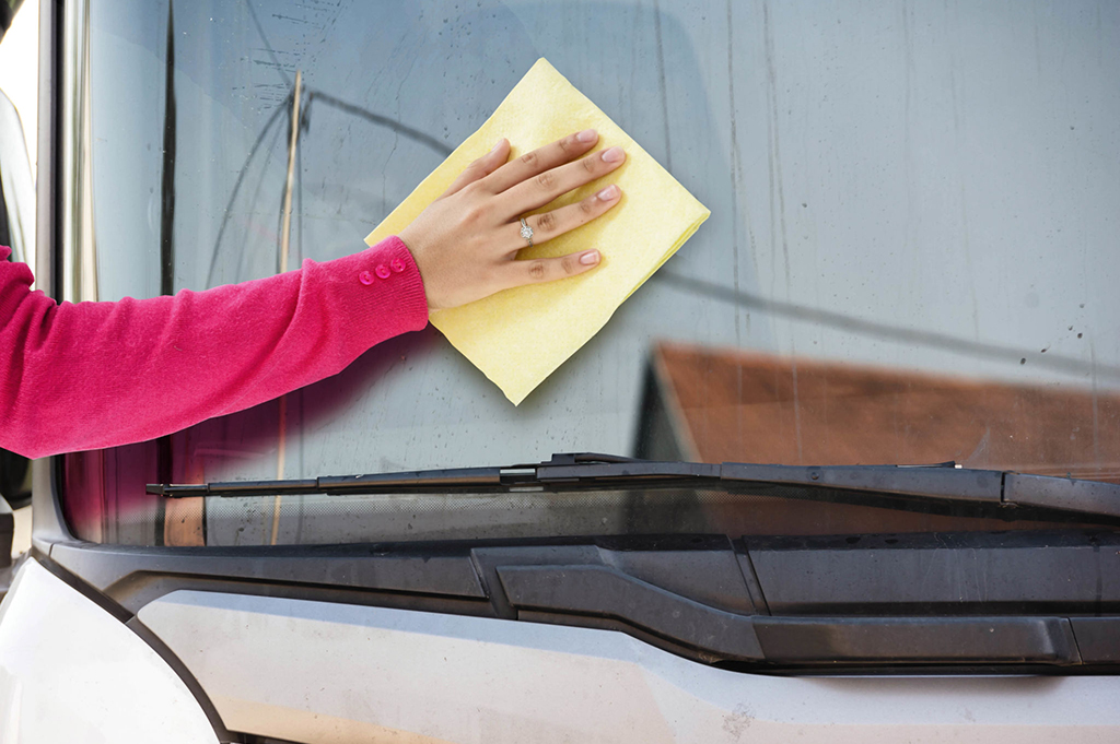 Semi truck detailing near me